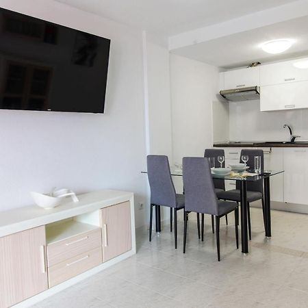 Holiday Suite Playa Del Cura تورّيفيِخا المظهر الخارجي الصورة