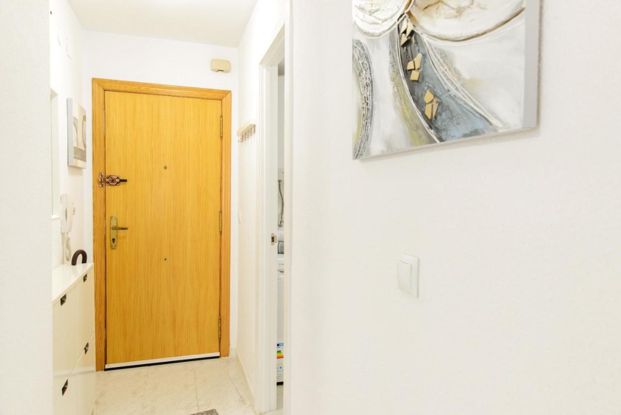 Holiday Suite Playa Del Cura تورّيفيِخا المظهر الخارجي الصورة