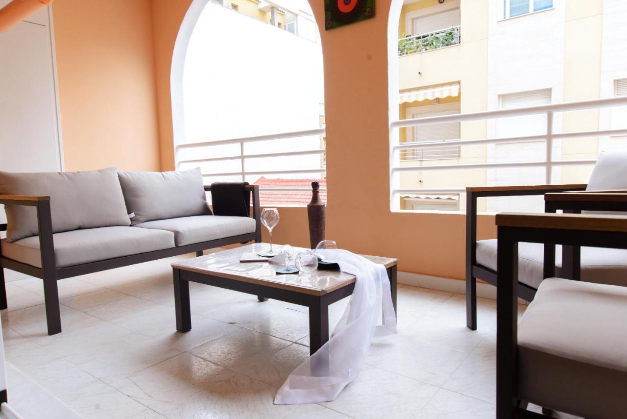 Holiday Suite Playa Del Cura تورّيفيِخا المظهر الخارجي الصورة