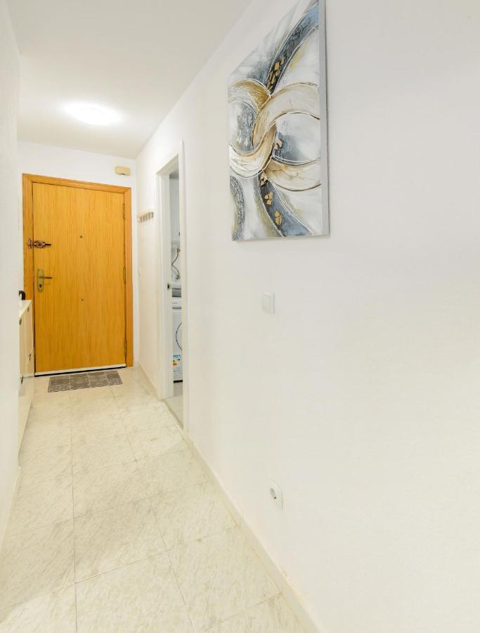 Holiday Suite Playa Del Cura تورّيفيِخا المظهر الخارجي الصورة